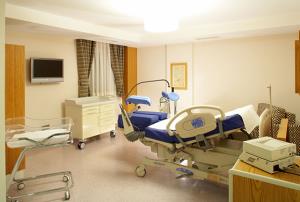 513 مستشفى أتش آر أس للأمراض النسائية (أنقرة)